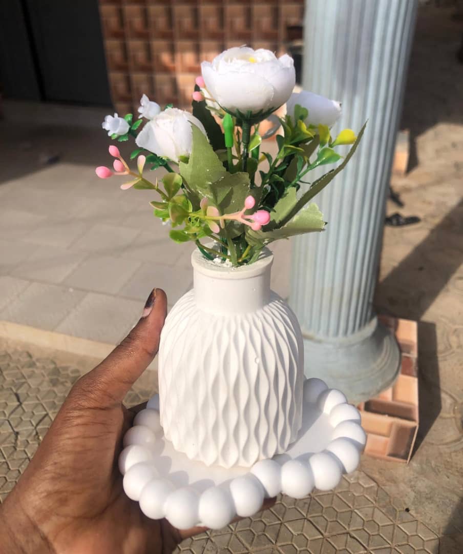 Flower vase 