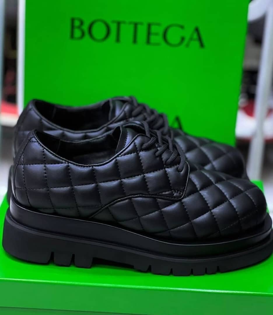 Bottega leather shoes 